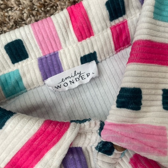 Colorful Geometric Button Down Shirt - Picture 4 of 4